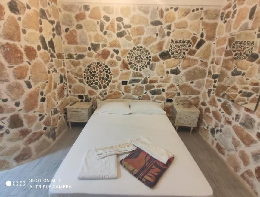 Malvina Rooms Kallithea  Экстерьер фото