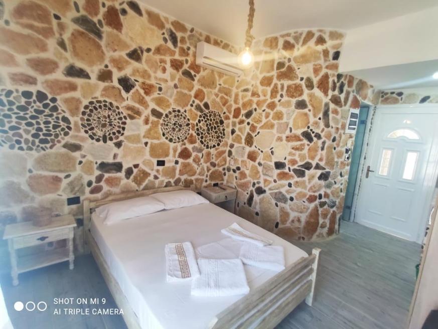 Malvina Rooms Kallithea  Экстерьер фото