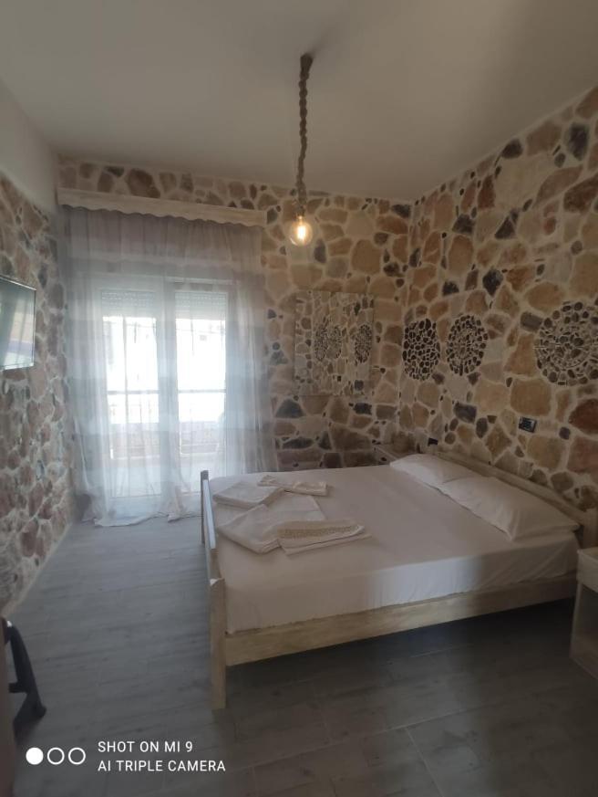 Malvina Rooms Kallithea  Экстерьер фото
