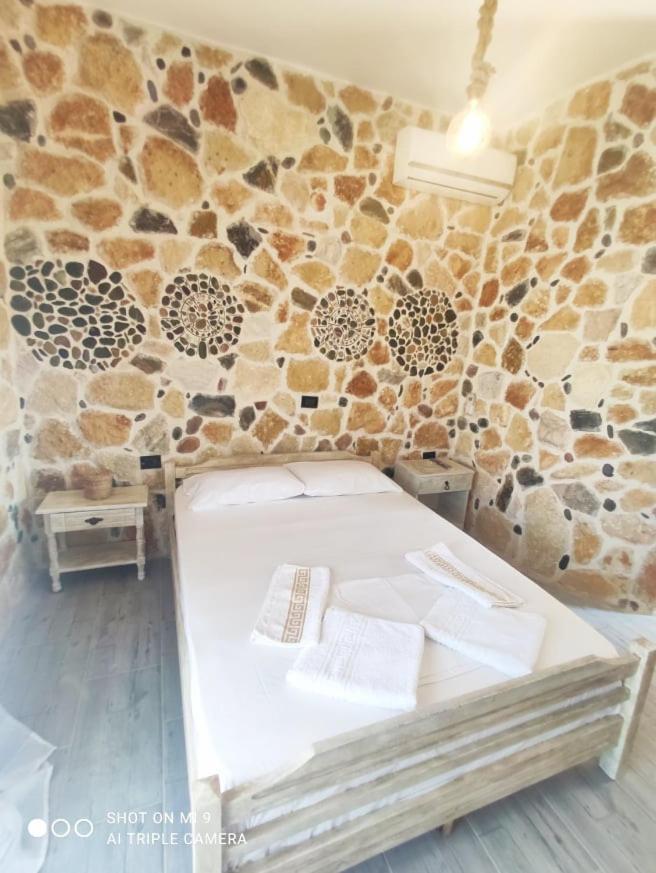 Malvina Rooms Kallithea  Экстерьер фото