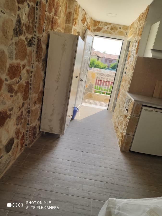 Malvina Rooms Kallithea  Экстерьер фото