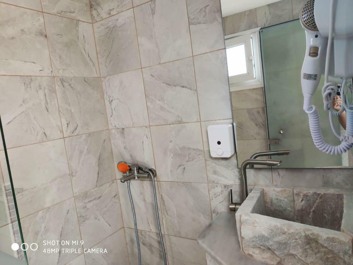 Malvina Rooms Kallithea  Экстерьер фото
